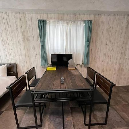 Wolf Pack Apartment 33 Ōsaka Extérieur photo