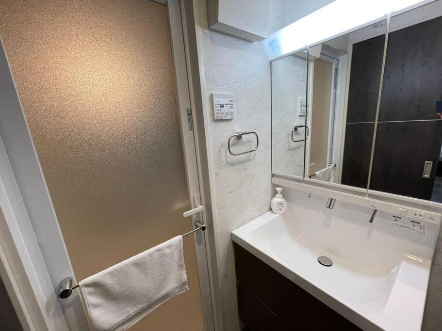 Wolf Pack Apartment 33 Ōsaka Extérieur photo